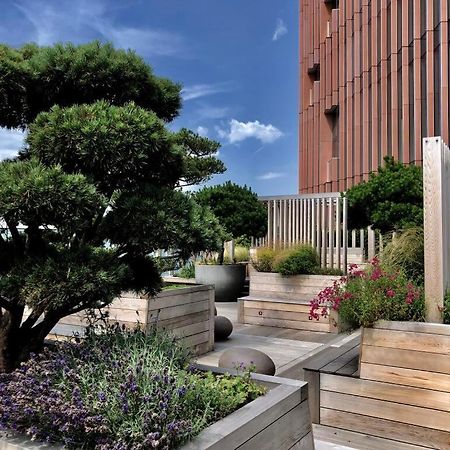 Manhattan Loft Gardens, Stratford Apartment London Ngoại thất bức ảnh
